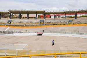Trabajos de refacción y mantenimiento en el Velódromo Departamental de la Villa Olímpica